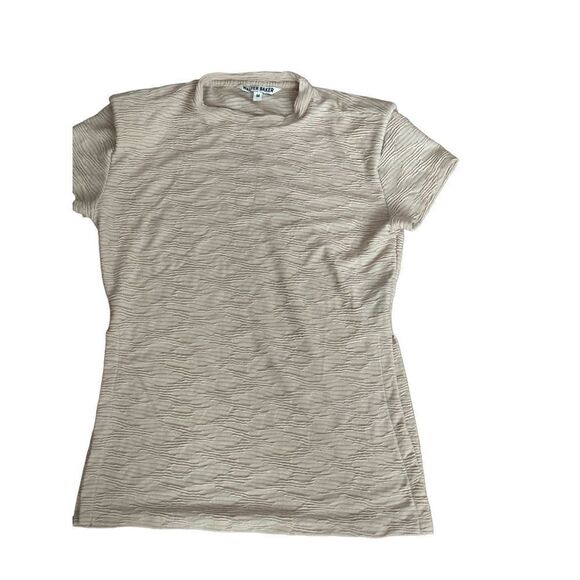 WALTER BAKER  Cherished Textured Blouse - Picture 6 of 9